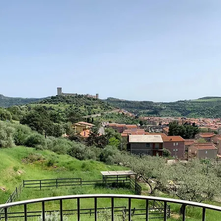 La Finestra Sul Castello Lägenhet *