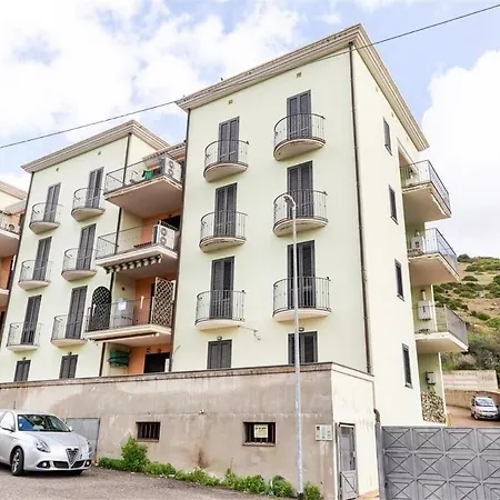 La Finestra Sul Castello Apartment *